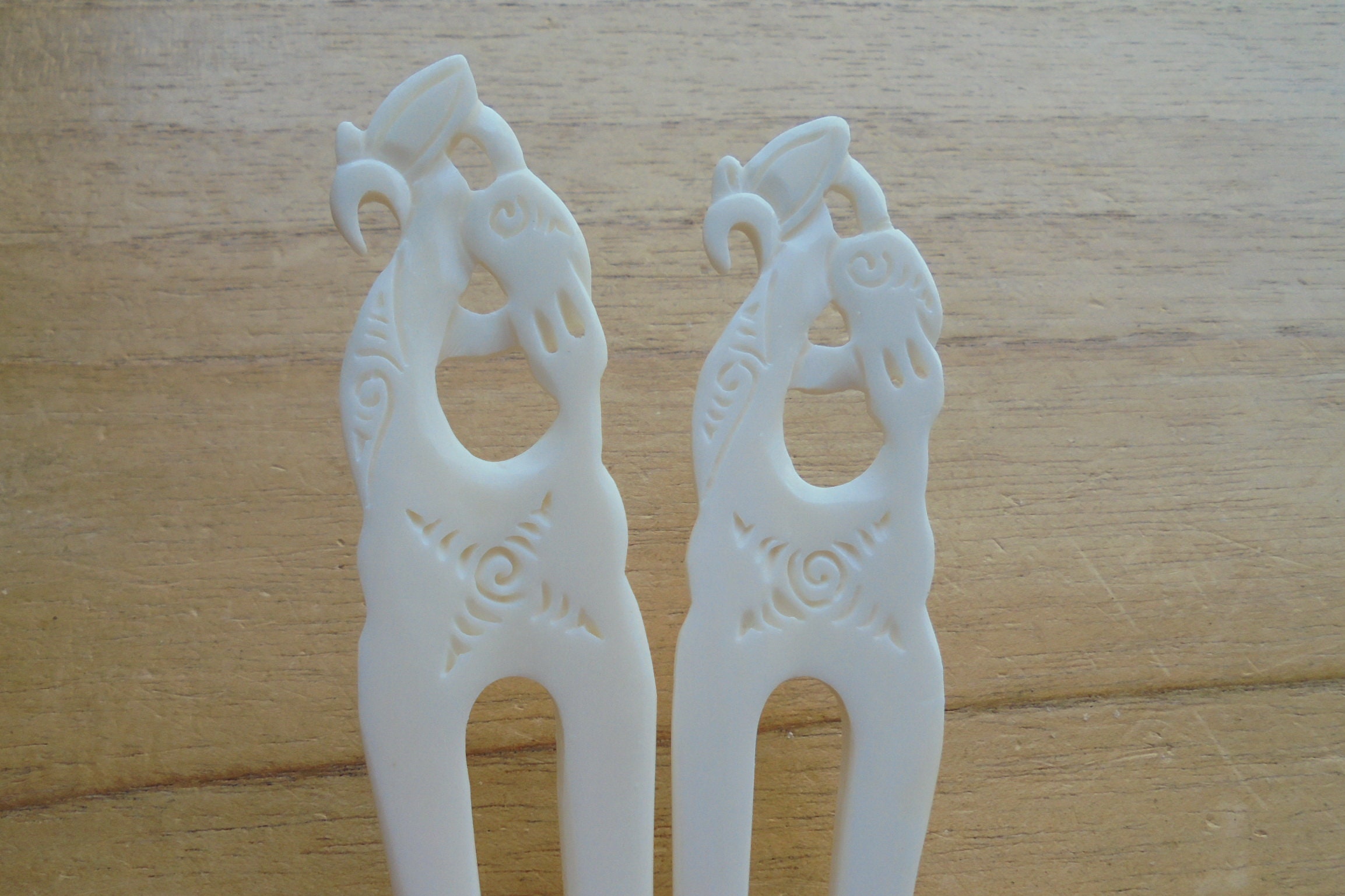 Maori Razor Design Hair Maori Buffalo Bone Hair Stick, Two Prong Hair Fork HS 509 BN-2 - Etsy
