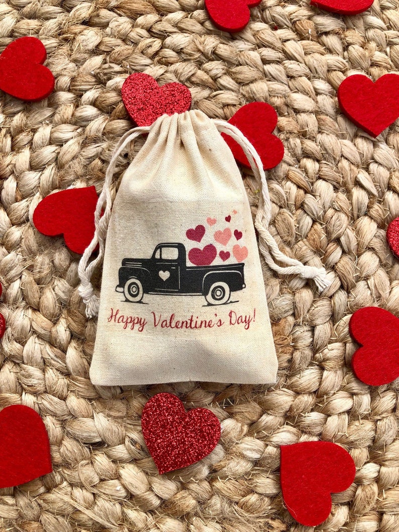 Personalized Valentine/'s Day Party Favors Muslin Valentine Treat Bags Vintage Truck Item 1775A Set of 10