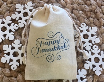 Set of 10 Personalized Hanukkah Favor Bags / Holiday Gift Bags / Happy Hanukkah (Item 1735A)