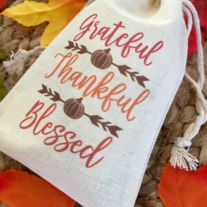 Set of 10 Thanksgiving Favor Bags / Grateful, Thankful, Blessed Treat Bags / Fall Wedding Favors Item 1645A image 3