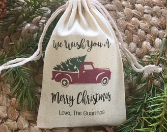 Set of 10 Personalized Christmas Favor Bags / Holiday Gift Bags / Vintage Truck With Christmas Tree (Item 1709A)