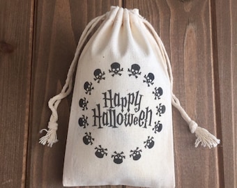 Set of 10 Halloween Party Favor Bags / Skulls (Item 1624A)