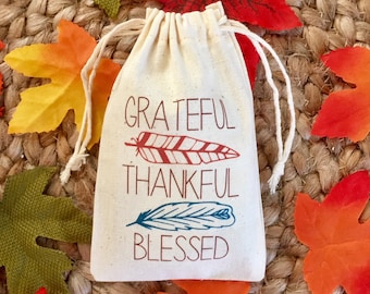 Set of 10 Thanksgiving Favor Bags / Grateful, Thankful, Blessed Treat Bags / Fall Wedding Favors (Item 1643A)