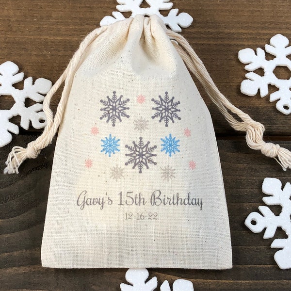 Set of 10 Winter Party Favor Bags (Item 2553A)