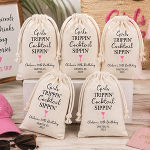 Girls Trippin' Cocktail Sippin' Cotton Favor Bags: Bachelorette Party Gift