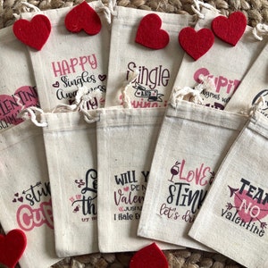 Set of 10 Adult Anti Valentine's Day Party Favors / Galentine Party Favor Bags / Singles Party / Quote Assortment (Item 2055A)