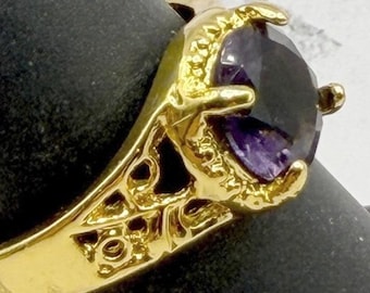 New Purple Glass Ring Gold Stainless Steel Size 8 vintage filigree style VIDEO