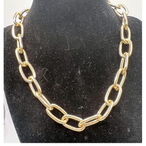Chunky Chain Link Necklace Toggle Clasp Gold Tone Statement 17"