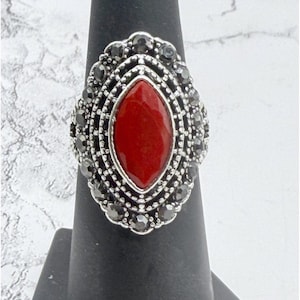 Silver Red Faceted Stone Ring Marcasite Style Accents Size 6.25 Cocktail Ring