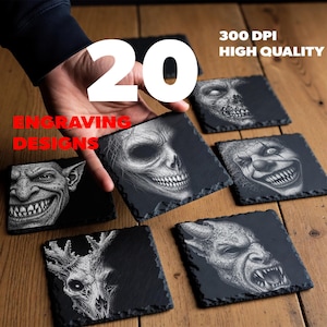 Puede incluir: Un juego de posavasos cuadrados de pizarra negra con detallados grabados blancos de varias criaturas, incluyendo una calavera, un payaso, un duende, un cráneo de ciervo y una bestia con cuernos, con el texto 20 ENGRAVING DESIGNS 300 DPI HIGH QUALITY.