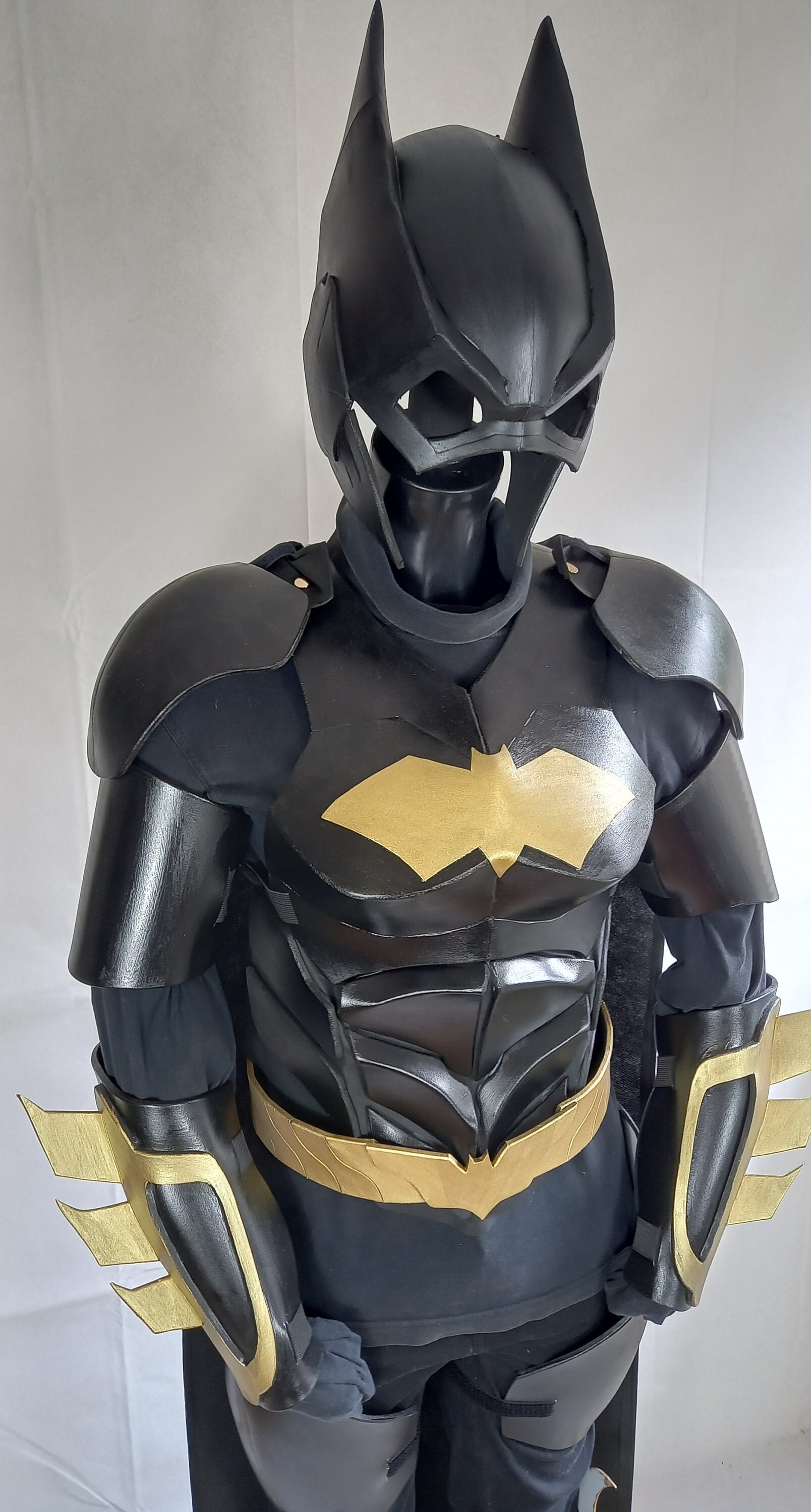 My batman costume for cosplay. custom design ,based on arkham  series.Material eva foam, acrylic, varnish,pvc : r/batman