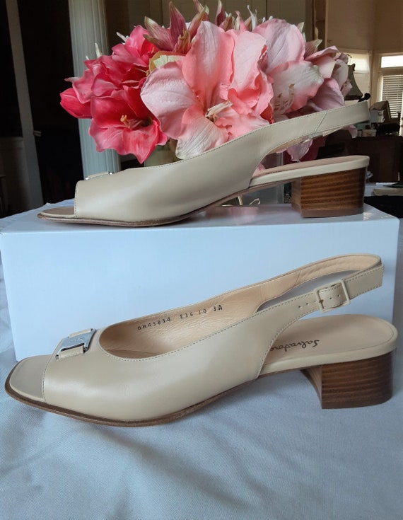 10 narrow womens shoes