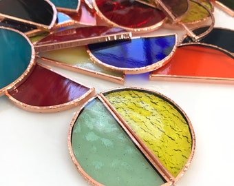 Stained Glass Precut and Foiled Half Rounds you'll find super handy Check out the amazing Variety Color Mix now!