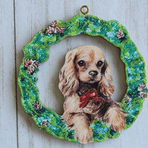 Cocker Spaniel Puppy in Wreath ~ Christmas Ornament ~ Vintage Card Image ~ Glitter and Wood ~ Holiday Tree Decoration C544