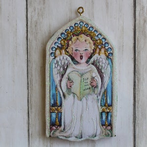 Angel Singing ~ Christmas Ornament ~ Vintage Card Image ~ Glitter and Wood ~ Holiday Tree Decoration C298