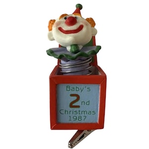 Ornamento da collezione Hallmark Keepsake VINTAGE del secondo Natale del bambino del 1987 (Jack-in-the-Box) - QX460-7
