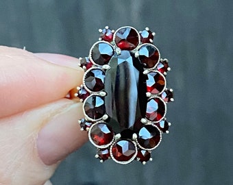 Vintage Bohemian Garnet 1940's 14K & Vermeil Silver Ring