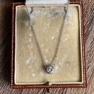 Vintage .36ct Diamond Platinum Pendant Necklace