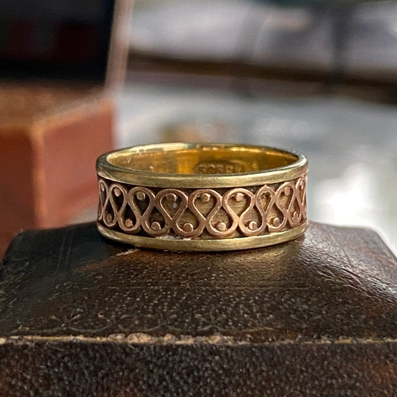 Vintage 14K Two-tone Pattern Design Ring - image 5