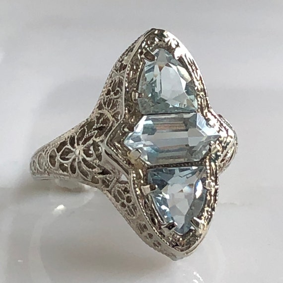 Edwardian Aquamarine Filigree 14K White Gold Ring - image 2