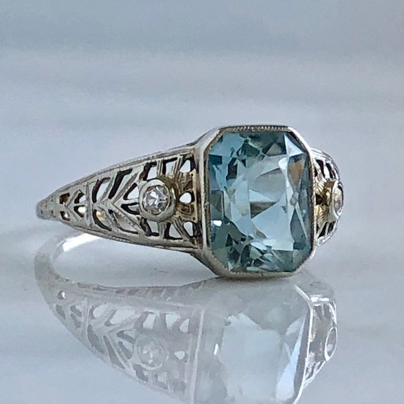 Edwardian Aquamarine & Diamond 18KW Filigree Ring - image 2
