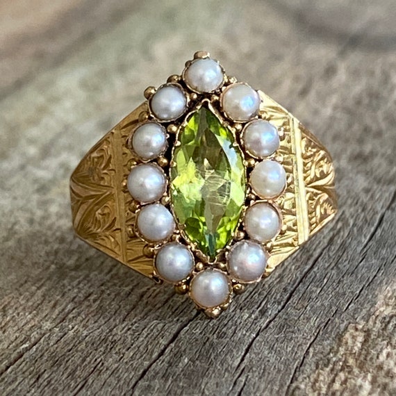 Victorian Peridot Seed Pearl Engraved 15K Gold Ri… - image 6