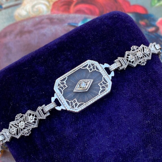 Camphor glass bracelet deals