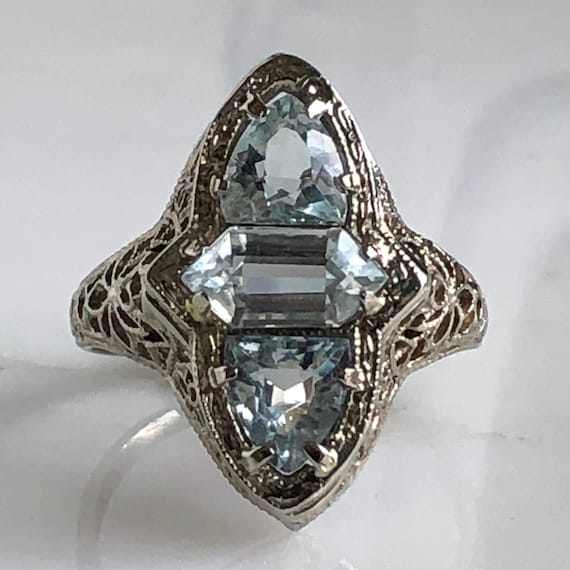 Edwardian Aquamarine Filigree 14K White Gold Ring - image 3