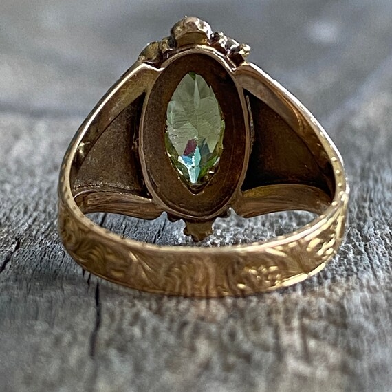 Victorian Peridot Seed Pearl Engraved 15K Gold Ri… - image 9