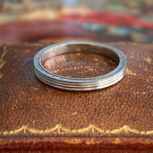 Vintage 1940er Platin Bandring mit Gravur