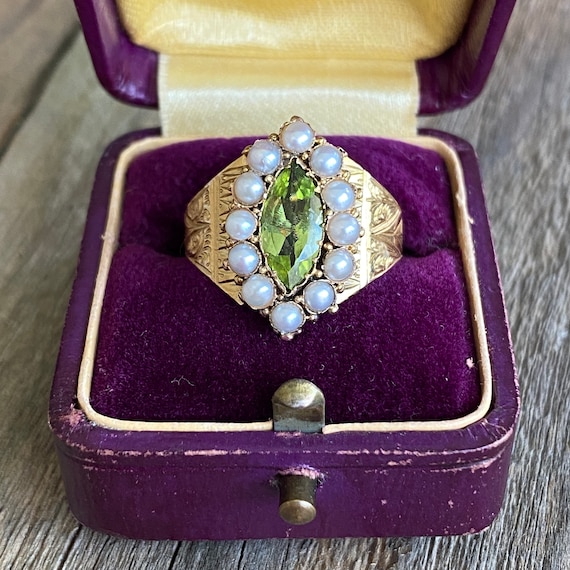 Victorian Peridot Seed Pearl Engraved 15K Gold Ri… - image 5