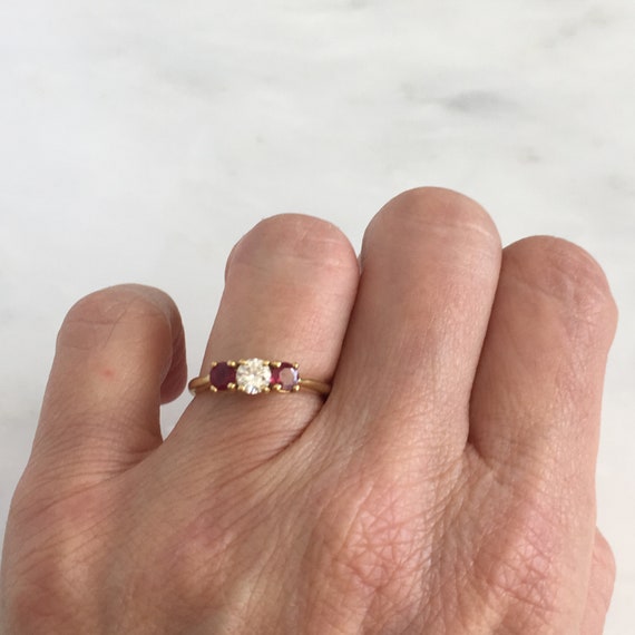 Vintage Diamond & Ruby 18K Yellow Gold Ring - image 6