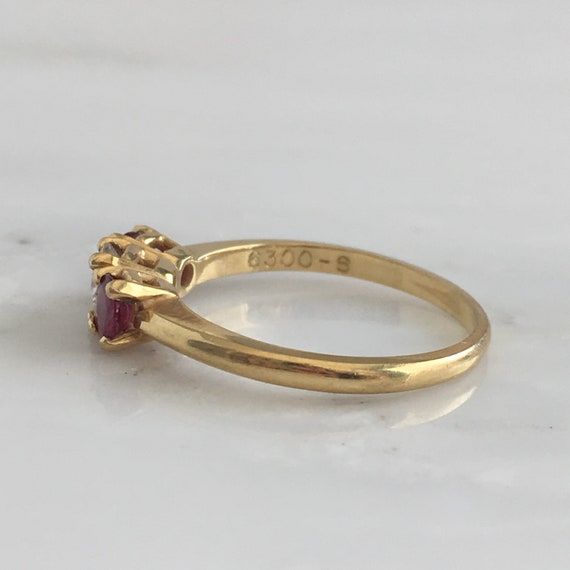 Vintage Diamond & Ruby 18K Yellow Gold Ring - image 4