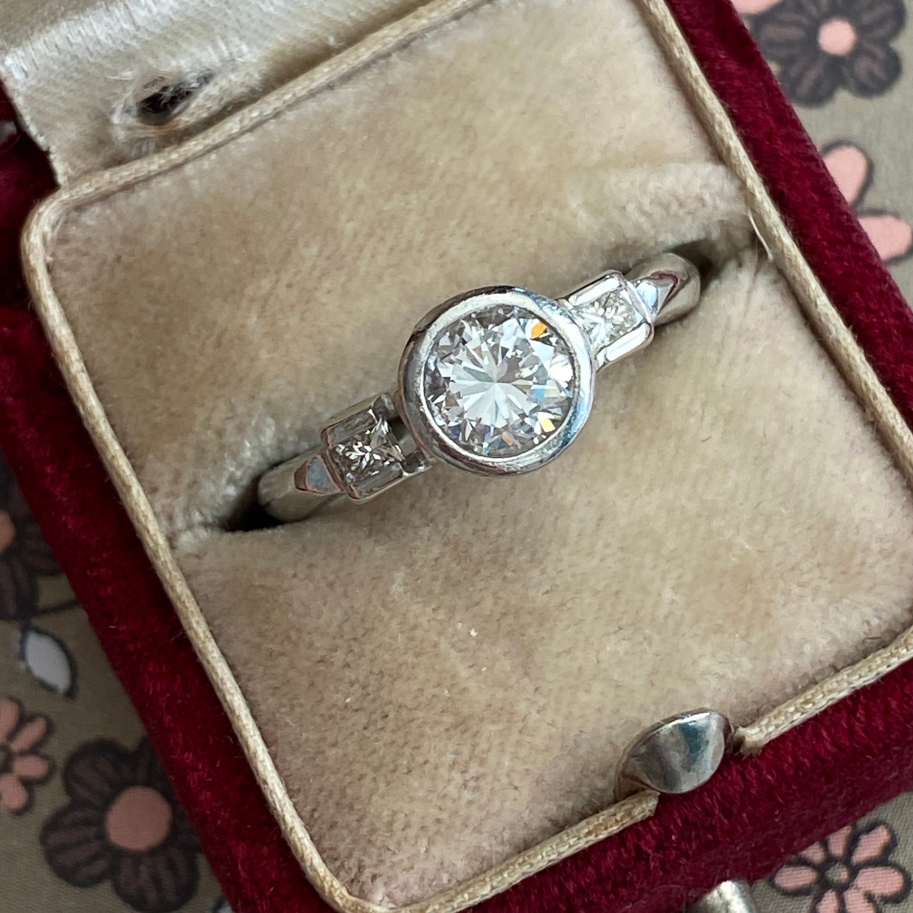 ダイヤモンド　リング　レトロ　ヴィンテージ　昭和　プラチナ 1920-30年代 18K ゴールド プラチナ ダイヤモンド リング（18KYG