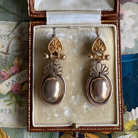 Victorian Etruscan Revival Two-tone 14K earrings - image 3