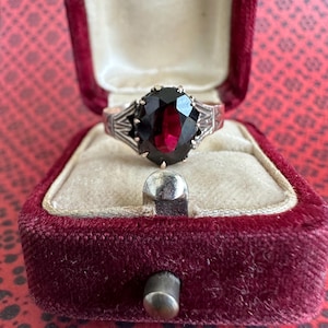 Victorian Garnet 14K Rose Gold Ring
