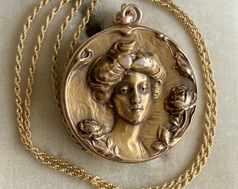 Art Nouveau 14K Gold Locket Pendant Necklace