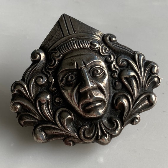 Unusual Vintage Silver Roman Style Brooch - image 2