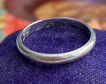 Vintage 18K Engraved White Gold Band Ring