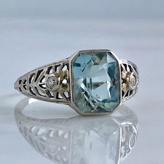 Edwardian Aquamarine & Diamond 18KW Filigree Ring - image 4