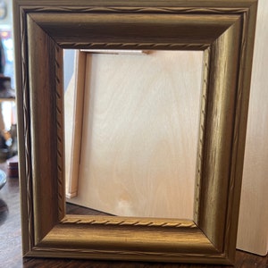 Old Gold Picture Framed With Rope Like Liner Design Nicely fits a 5" by 4"