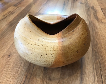 Signed Crabtree Altered Vessel: 1968 Shaner Maxwell Era MCM Decor