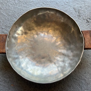 Circa 1930 Art Deco WPA ERA Listed San Mateo County California Artist Doris E. Robertson Hammered Pewter bowl with wood handles Signed Decor