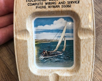 Circa 1962 MCM Holdrege Electric Shop Advertising Ashtray with Sailboat Nebraska Made In USA cool lithography