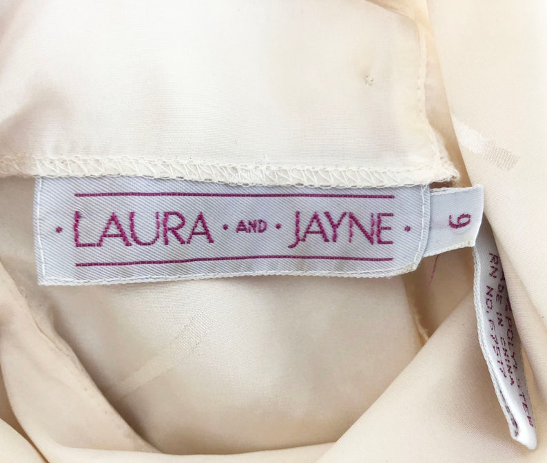 80s Secretary Blouse Laura and Jayne Bow and Pattern Cream White
