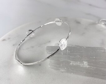 Pulsera de brazalete de círculo grande de plata esterlina / Colección Full Circle / Pulsera de brazalete de capas / Joyería de plata texturizada