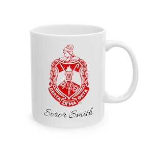 Caneca Delta Sigma Theta personalizada para mão direita, xícara de café para irmandade, presente com letra grega, caneca de chá para irmandade, copo de cerâmica personalizado, 11 oz