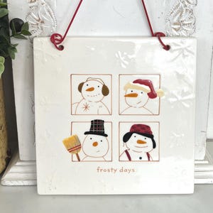 Vintage HALLMARK FROSTY DAYS 6" Ceramic Wall Plaque or Tile Trivet, Snowmen Wall Art