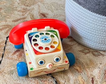 1961 FISHER PRICE Chatter Telephone, Vintage Ringing Toy for Baby Toddler and Preschooler, Colorful Push & Pull Toy on Wheels, Moving Eyes