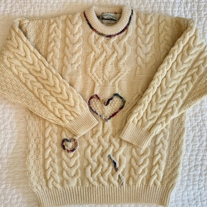 Irish ARAN CRAFTS Wool Hand Knit Crewneck Sweater Pullover w/ Hearts 100% Pure Wool, Cream Fisherman&#39;s Sweater, Ladies Size L